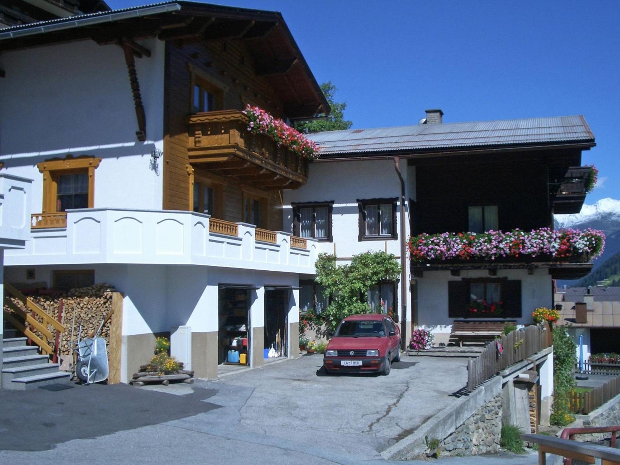 Apartment With Mountain Views From The Balcony Kappl  Extérieur photo